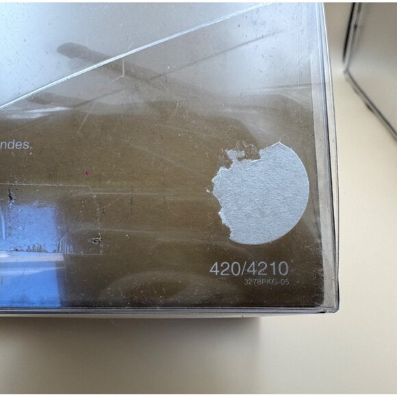 Set of 4 Pier 1 Martini Cocktail Dessert Plates Olive Porcelain Appetizer 7.5" - Picture 16 of 16